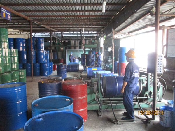 Xưởng sản xuất - Thùng Phuy Dương Dung - Công Ty TNHH Thương Mại Sản Xuất Dương Dung